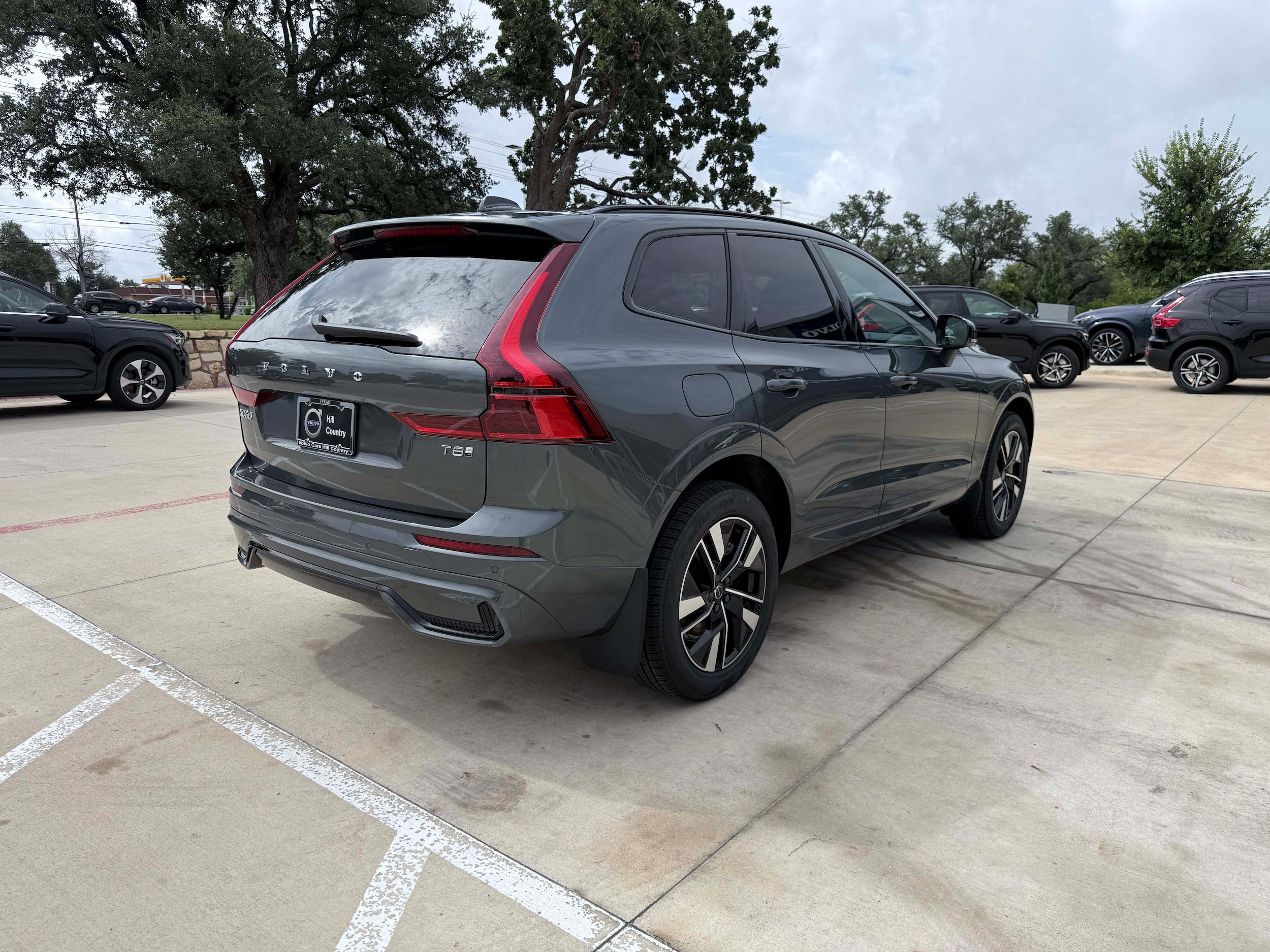 New 2026 Volvo XC60 T8 Core w/ Climate Package AWD/4WD image 5