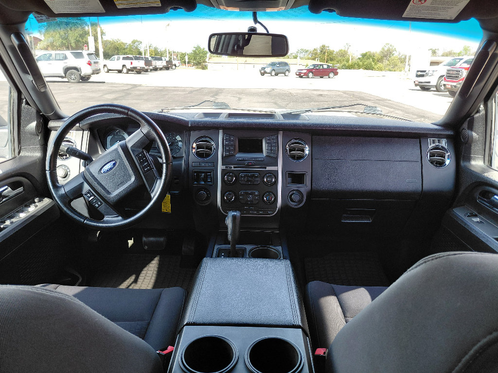 Used 2016 Ford Expedition XL w/ Equipment Group 101A AWD/4WD image 15
