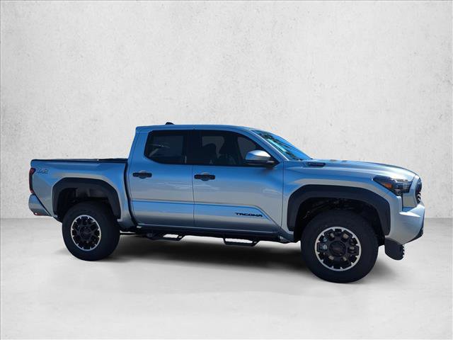 Certified 2025 Toyota Tacoma TRD Off-Road AWD/4WD image 4