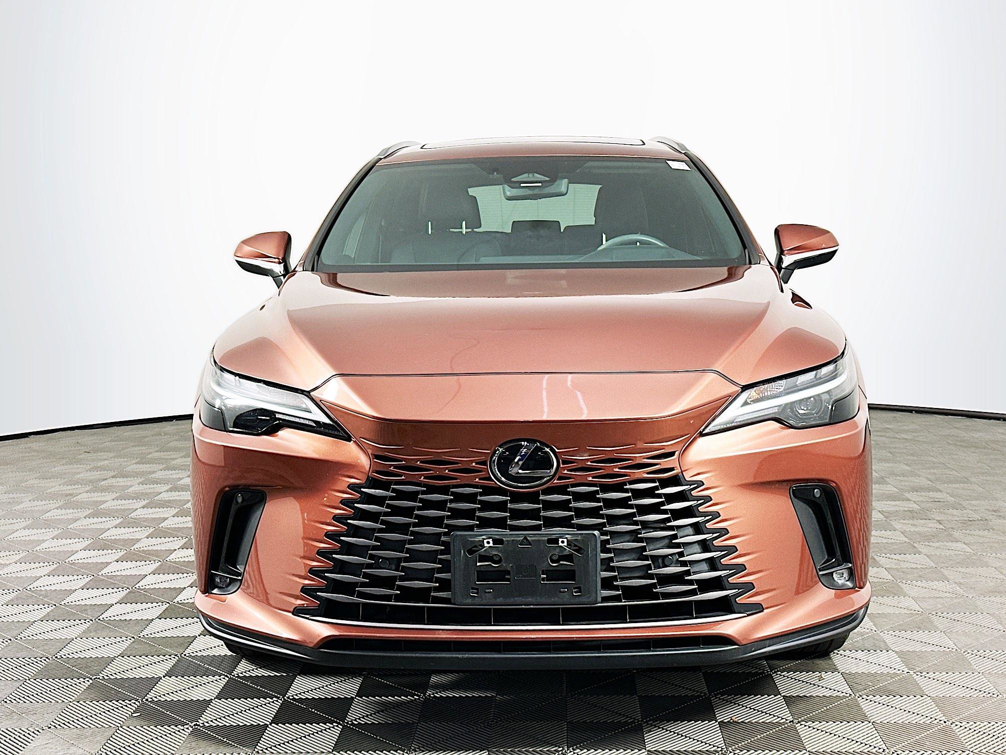 Used 2023 Lexus RX 350 image 2