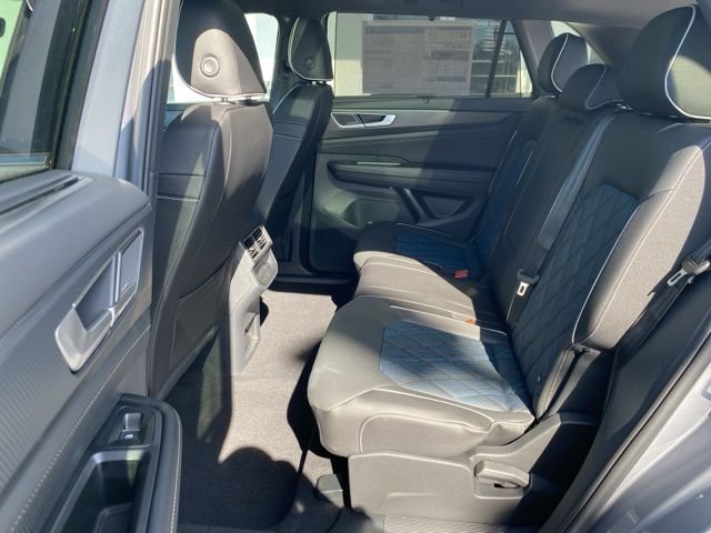 New 2026 Volkswagen Atlas Cross Sport SEL Premium R-Line AWD/4WD image 73