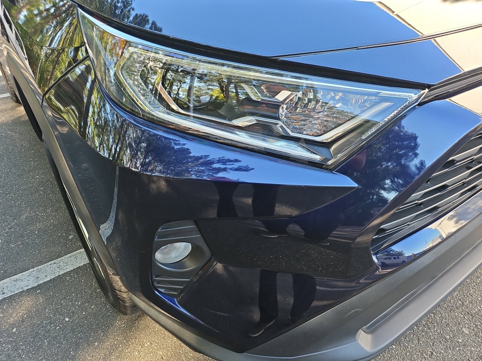Used 2021 Toyota RAV4 XLE Premium AWD/4WD image 13