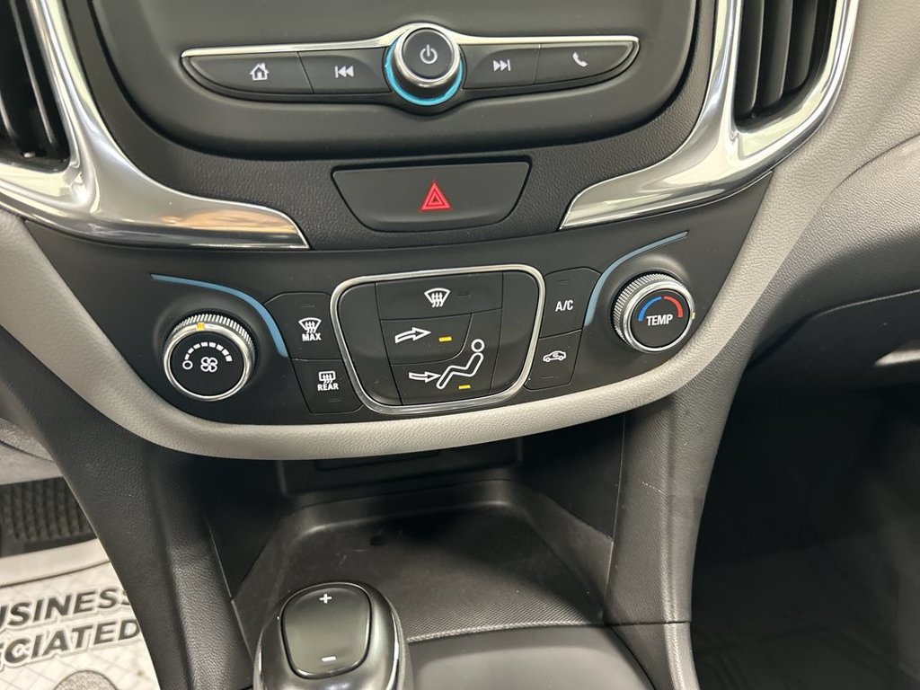 Certified 2020 Chevrolet Equinox LS w/ LPO, Floor Liner Package FWD image 16