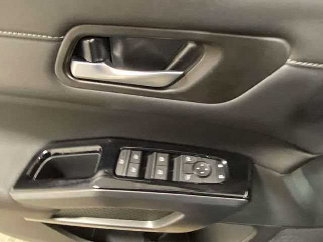 New 2026 Nissan Pathfinder SL FWD image 14
