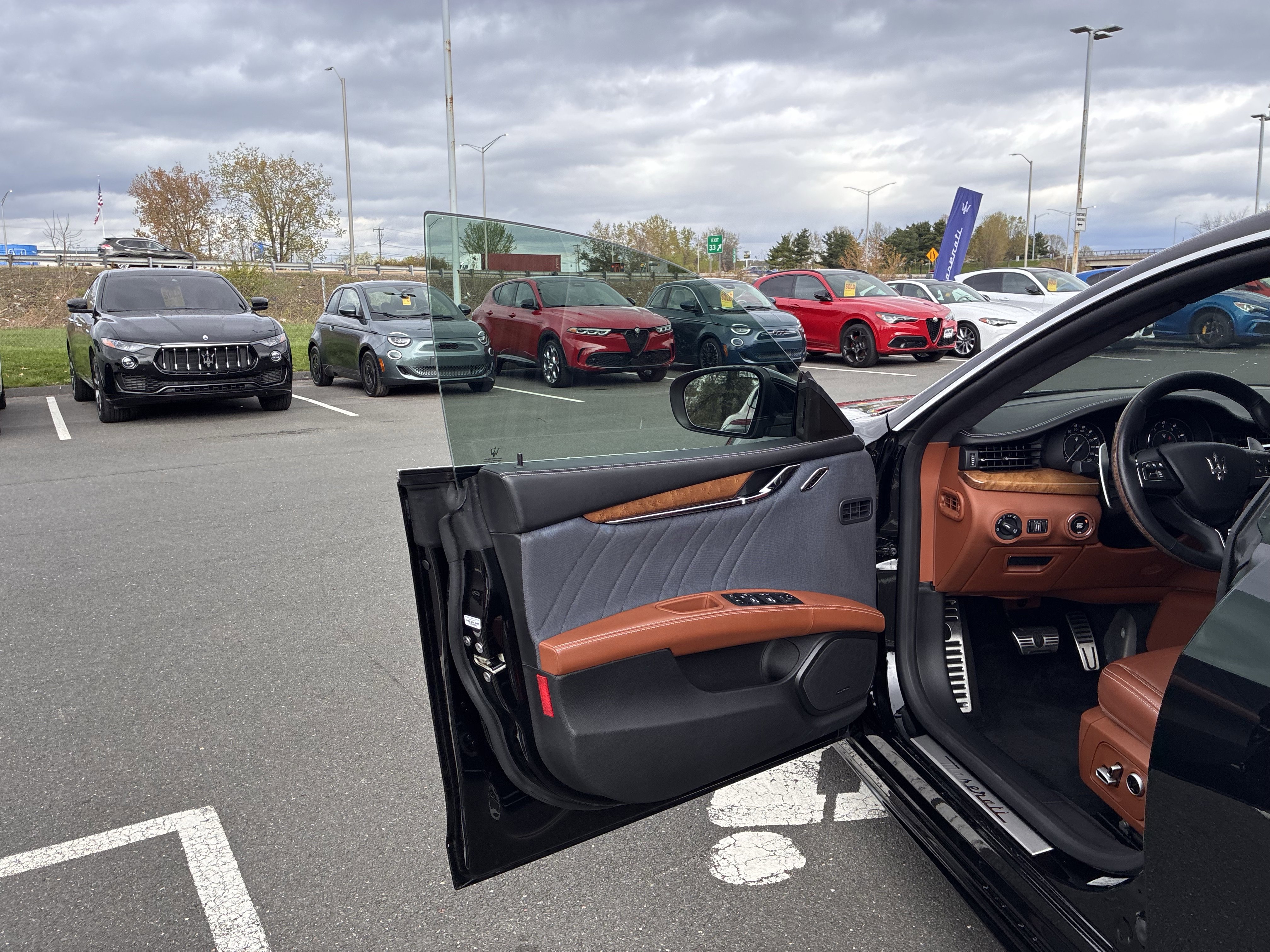 Used 2021 Maserati Quattroporte S GranLusso image 14