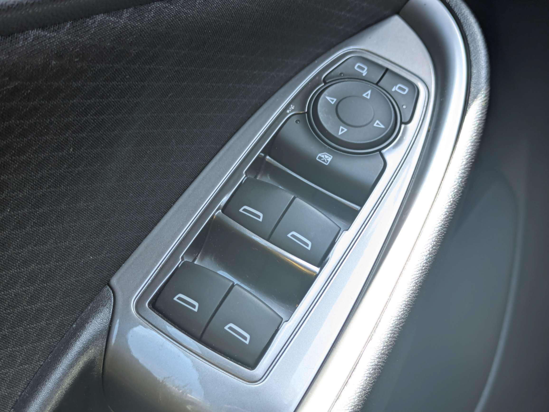 Used 2022 Chevrolet Malibu RS FWD image 23