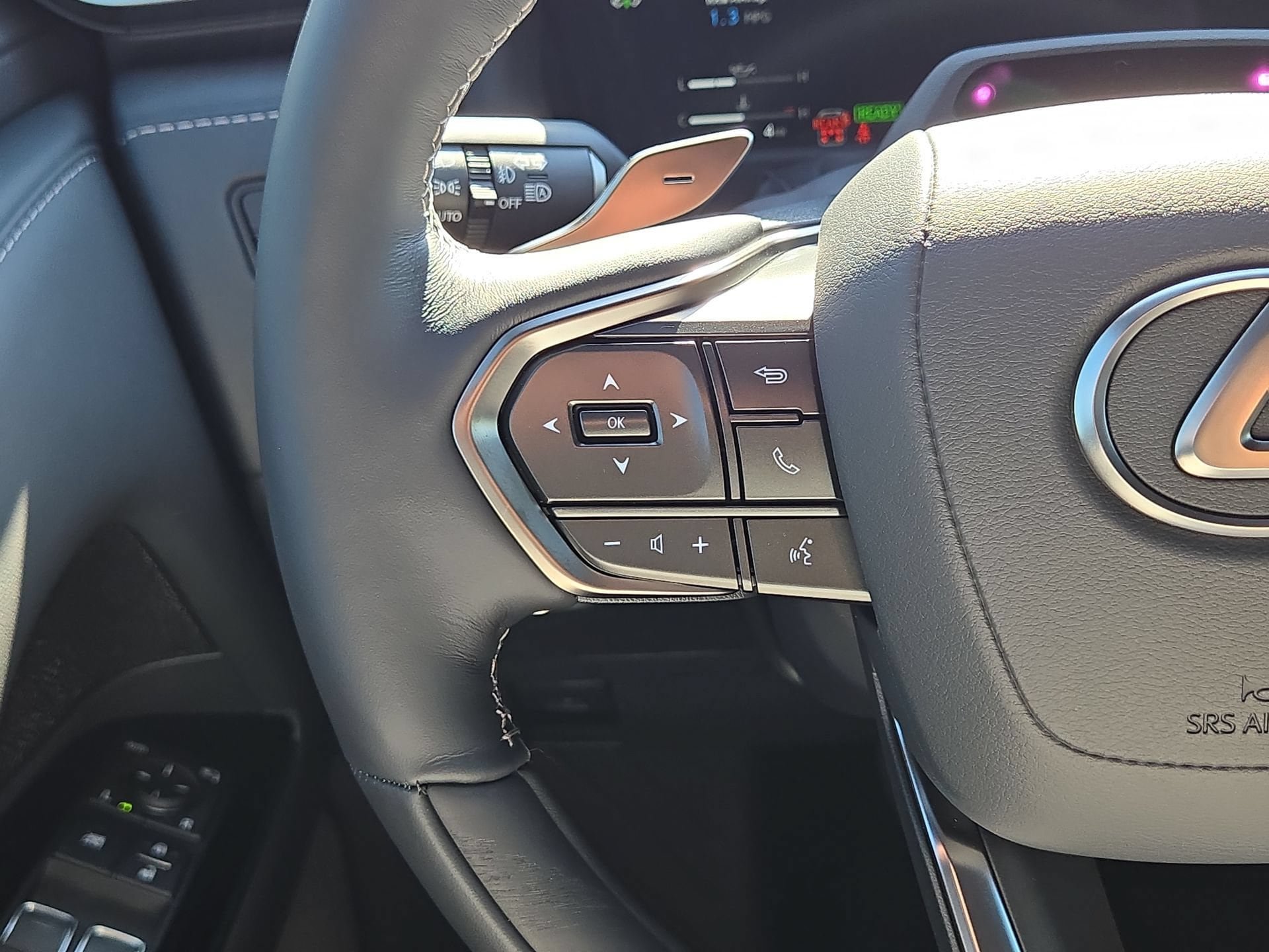 New 2026 Lexus LX 700h Luxury w/ Appearance Package AWD/4WD image 21