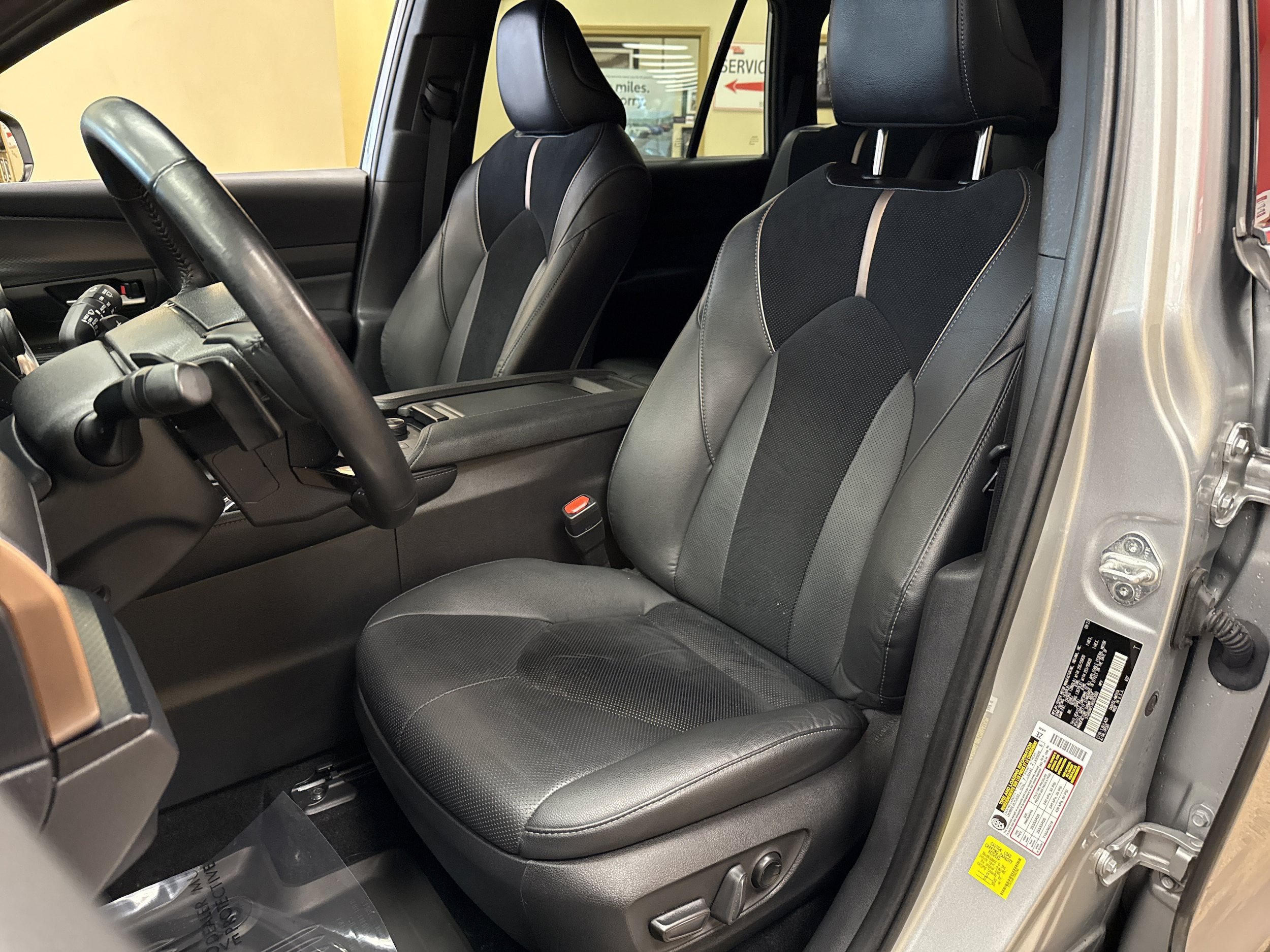 Used 2024 Toyota Grand Highlander AWD Hybrid image 43