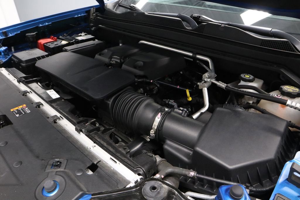 Used 2024 Chevrolet Colorado LT w/ LT Convenience Package III image 29