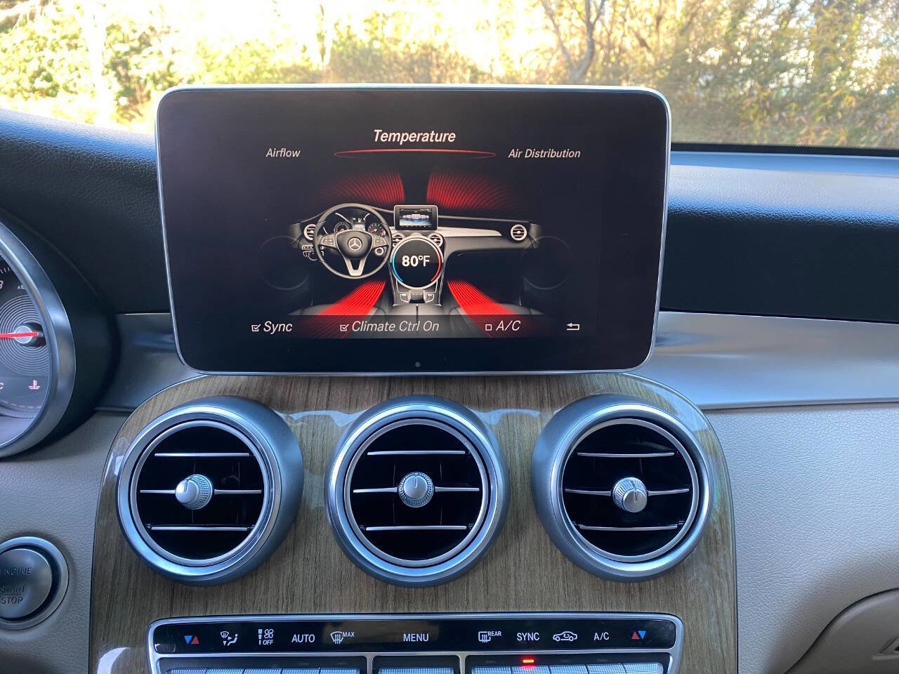 Used 2019 Mercedes-Benz GLC 300 image 26