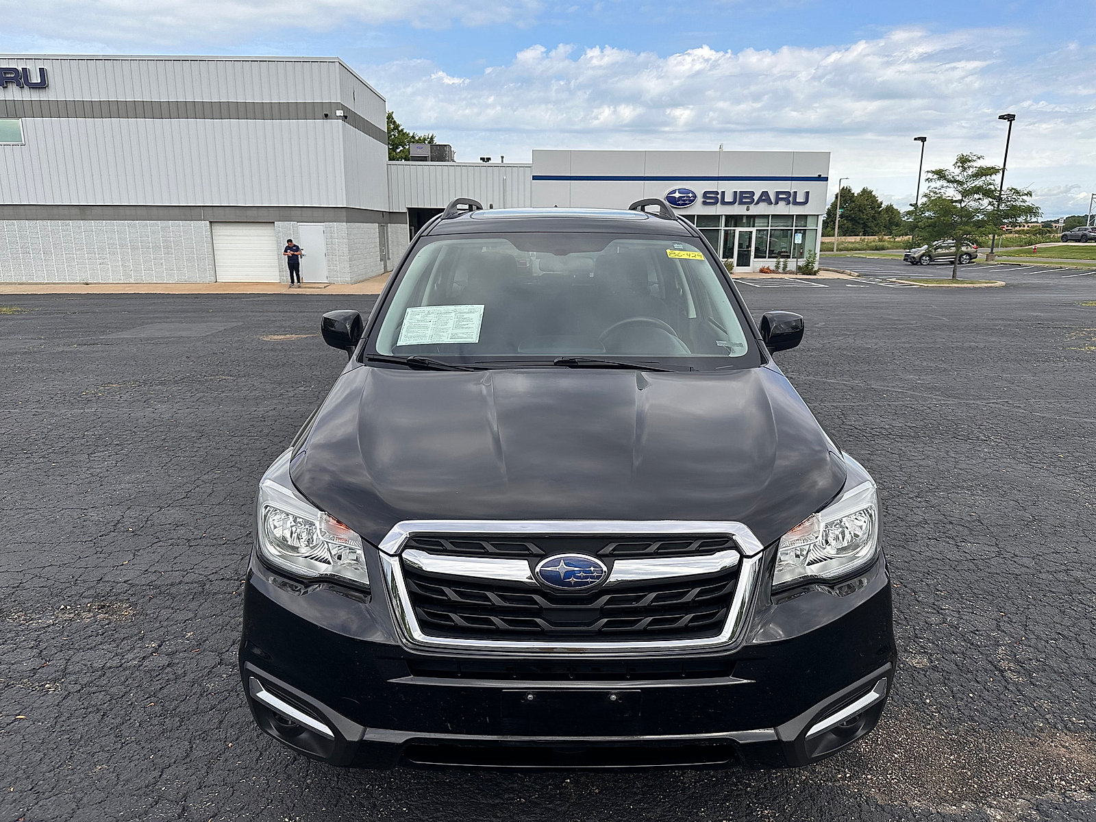 Used 2018 Subaru Forester 2.5i Premium w/ Protection Package #1 AWD/4WD image 8