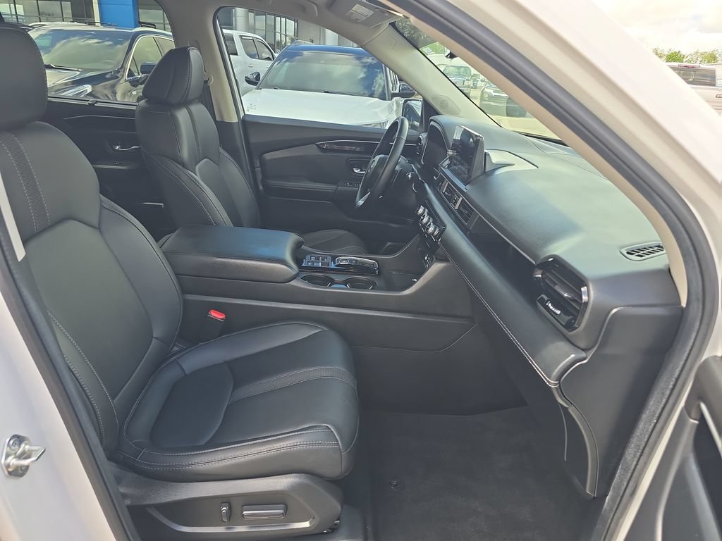Used 2025 Honda Pilot EX-L image 20