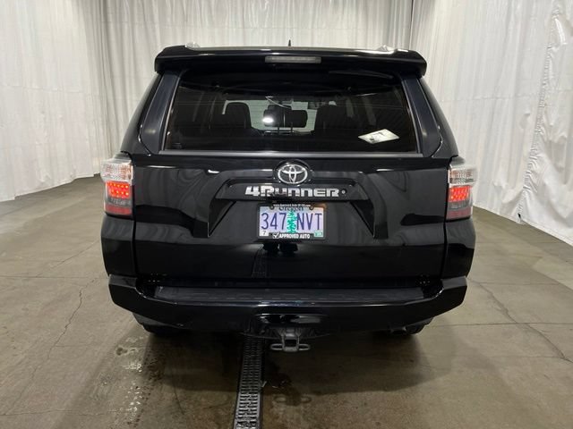 Used 2017 Toyota 4Runner SR5 Premium AWD/4WD image 5