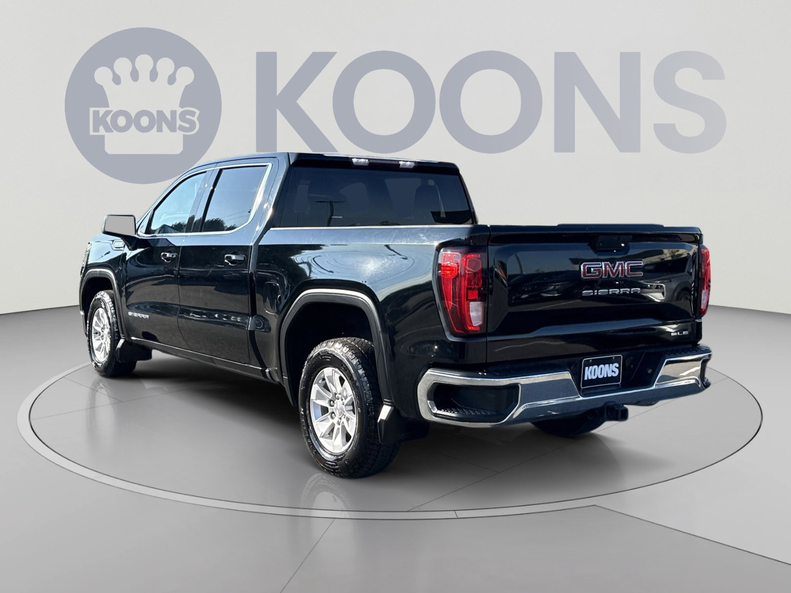 Used 2019 GMC Sierra 1500 SLE w/ SLE Value Package RWD image 4