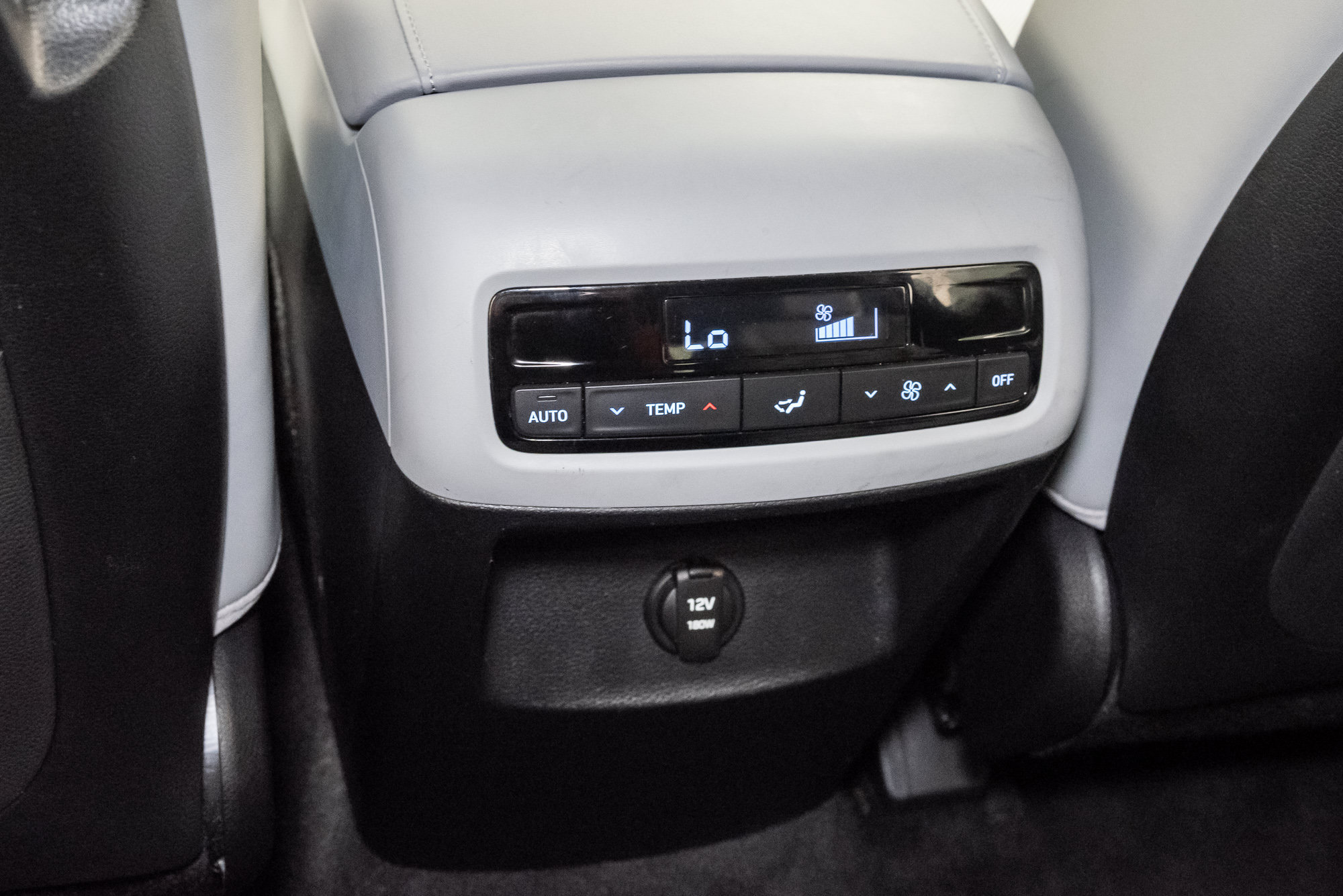 Used 2024 Hyundai Palisade SEL FWD image 25