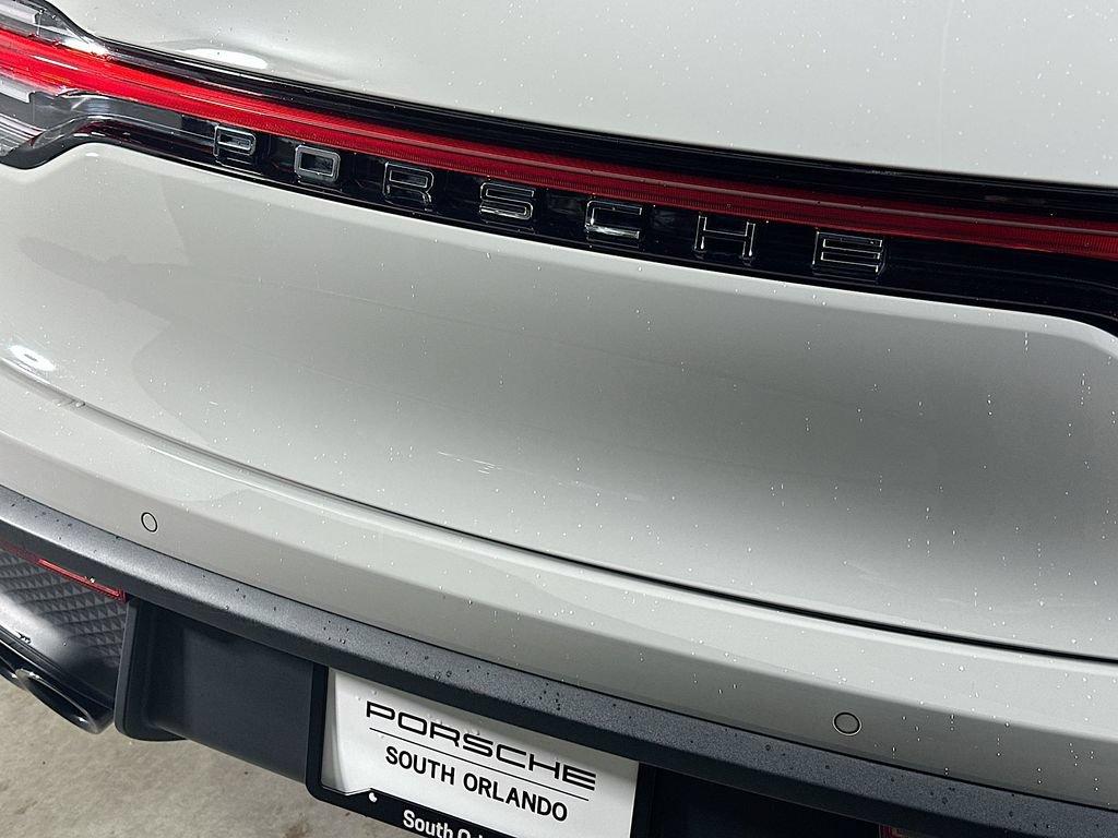 New 2025 Porsche Macan AWD/4WD image 34