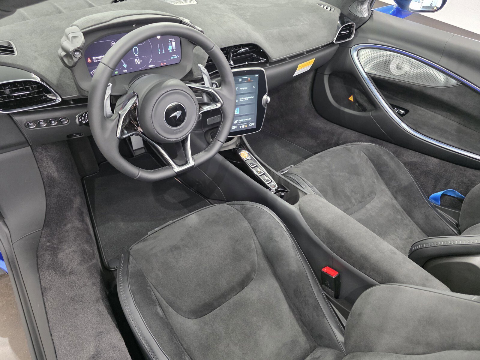New 2026 McLaren Artura Spider RWD image 7