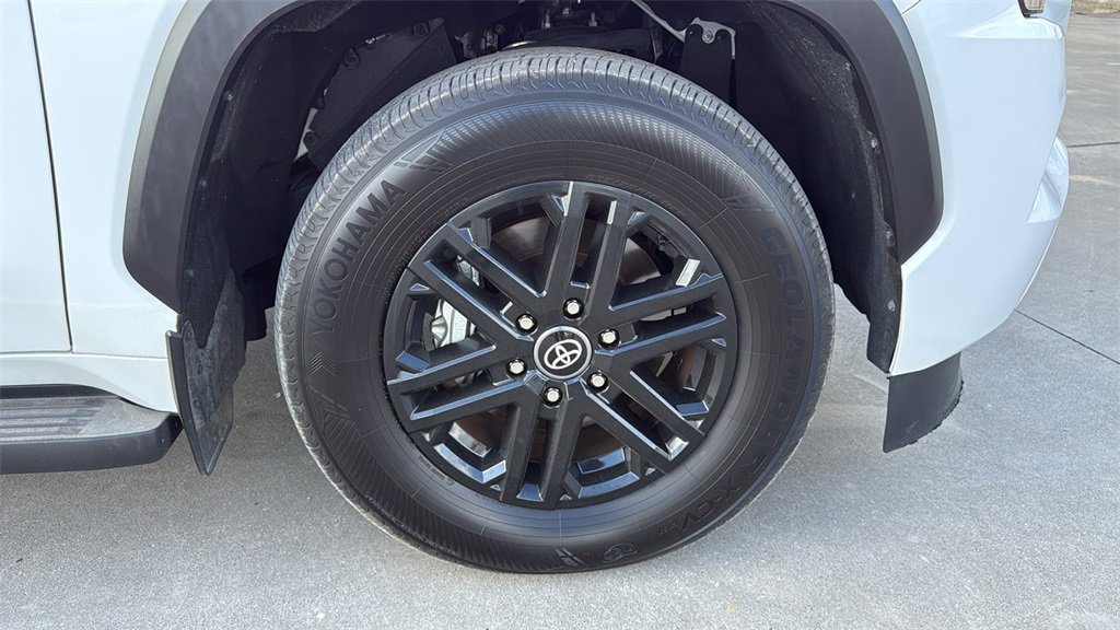 Certified 2025 Toyota Sequoia SR5 image 36