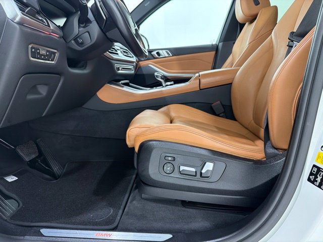 Used 2019 BMW X5 xDrive40i w/ Premium Package 2 AWD/4WD image 14