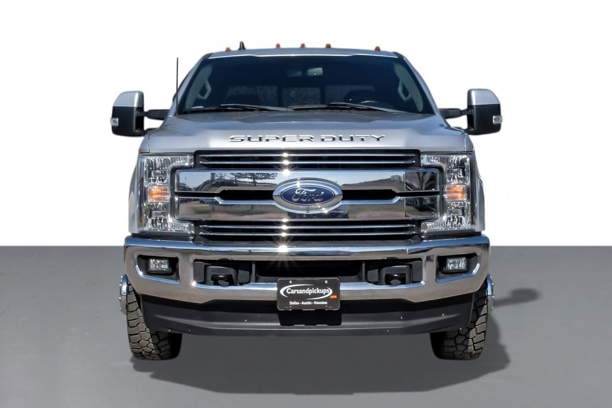 Used 2019 Ford F350 Lariat w/ Lariat Value Package image 3