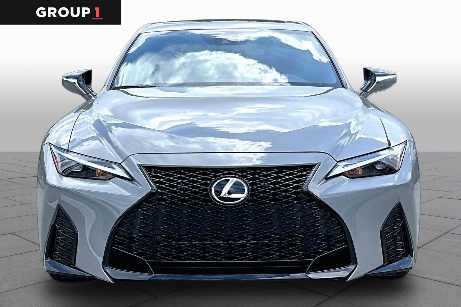 Certified 2025 Lexus IS 350 F Sport RWD image 4