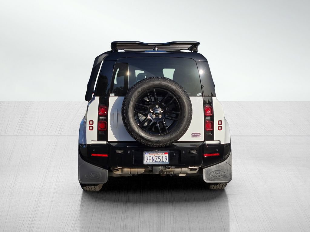 Used 2023 Land Rover Defender 90 X-Dynamic SE image 5