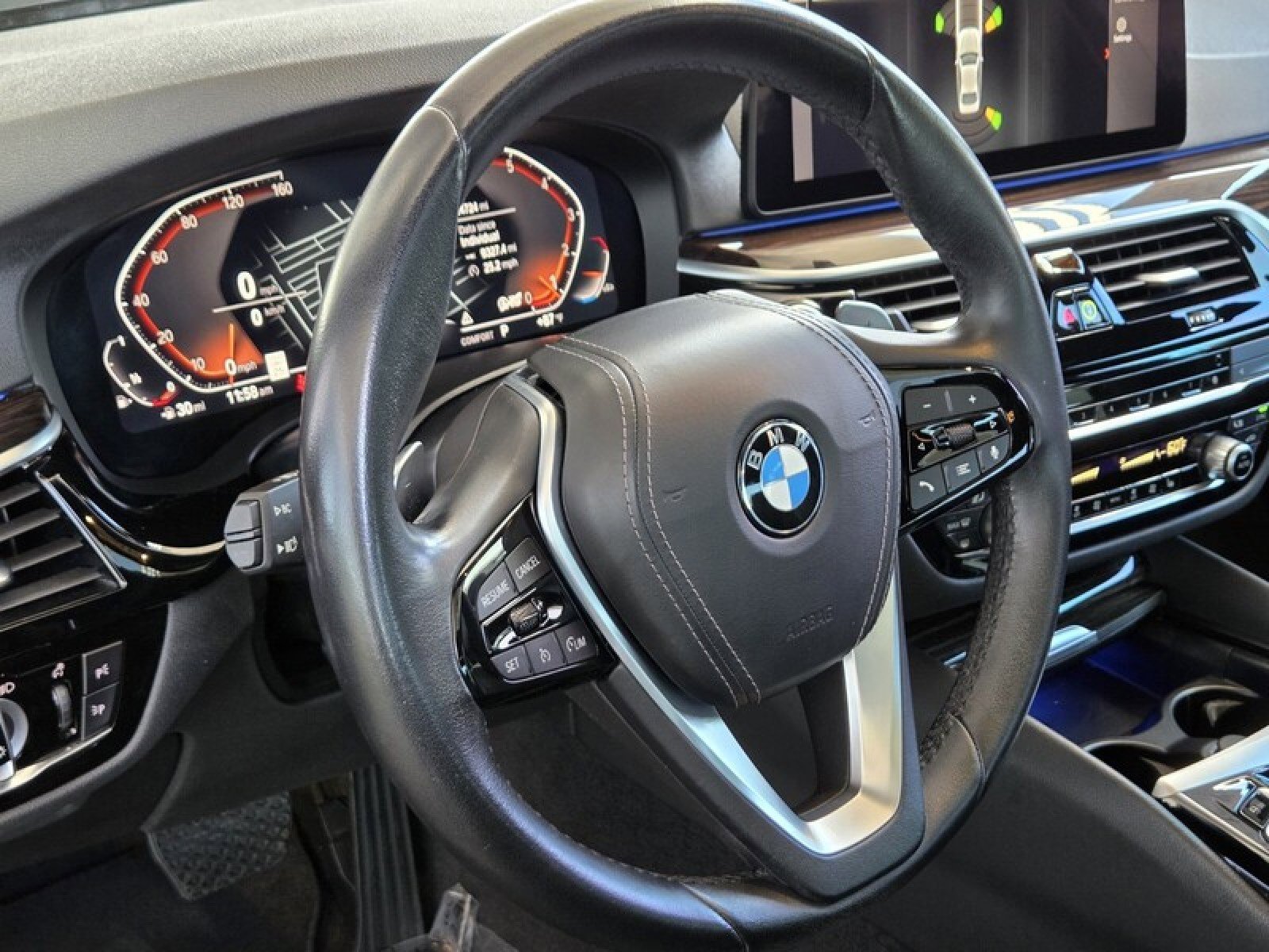Used 2023 BMW 530i w/ Convenience Package RWD image 25