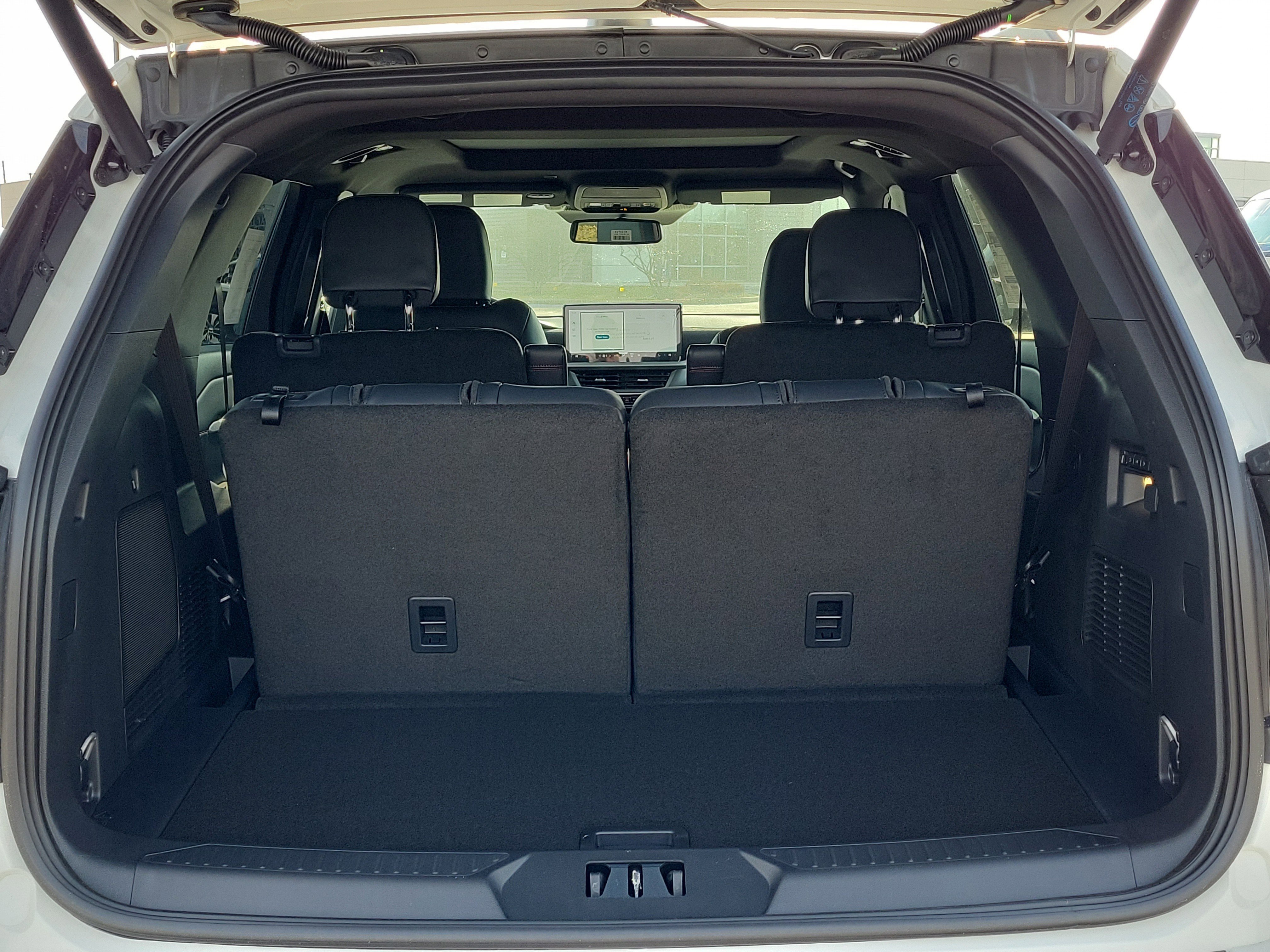 New 2026 Ford Explorer ST image 7