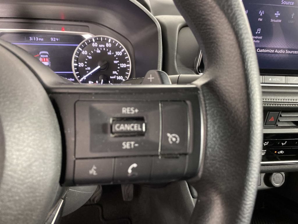 Used 2024 Nissan Rogue S AWD/4WD image 15