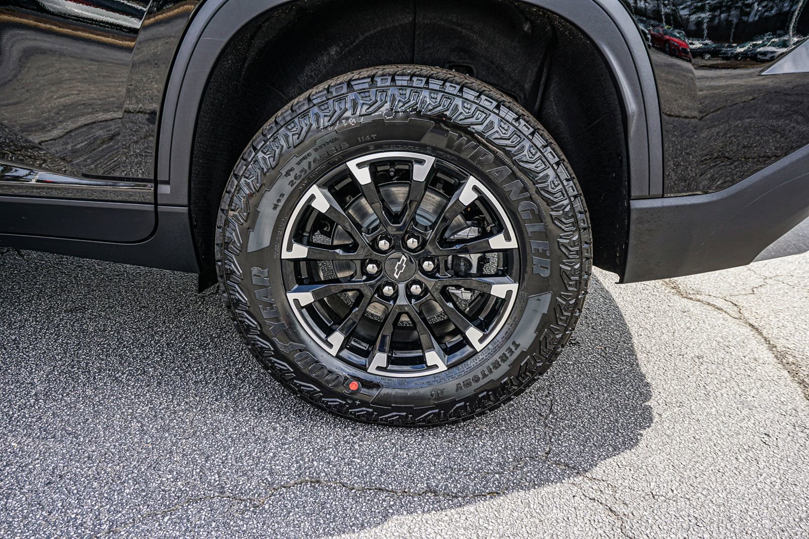 New 2026 Chevrolet Traverse Z71 w/ Driver Confidence Package image 12