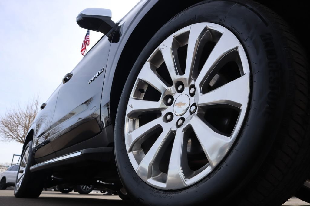 Used 2023 Chevrolet Tahoe Premier w/ Premium Package 2 AWD/4WD image 8