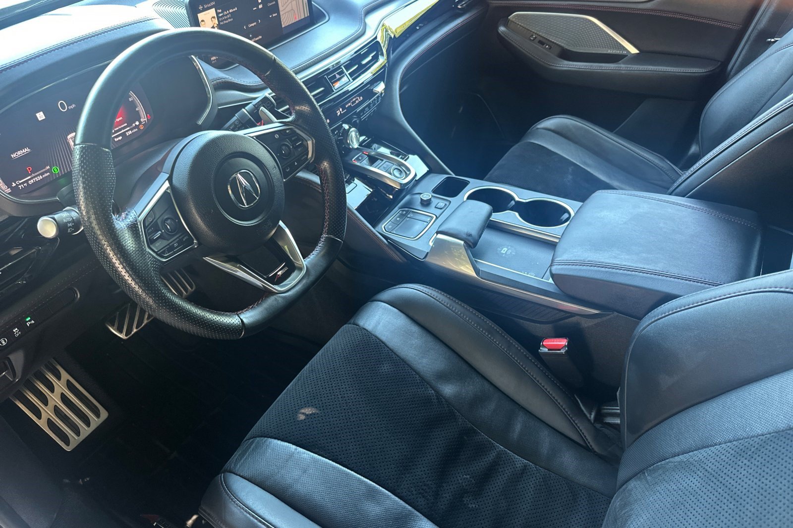 Used 2022 Acura MDX A-Spec AWD/4WD image 11