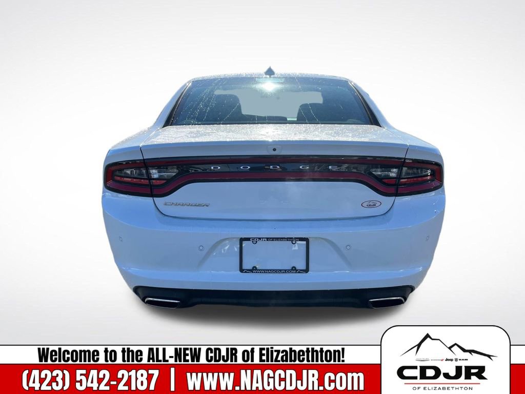 New 2023 Dodge Charger SXT w/ Cold Weather Package image 4