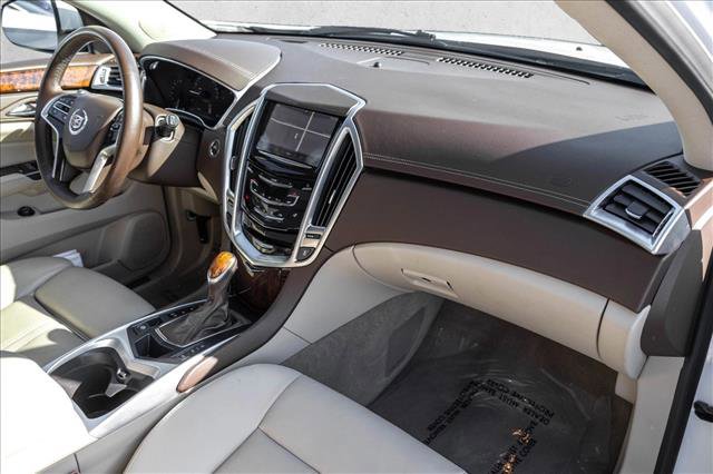 Used 2016 Cadillac SRX Luxury w/ Driver Awareness Package image 25