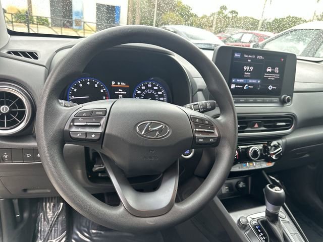 Used 2022 Hyundai Kona SEL image 11