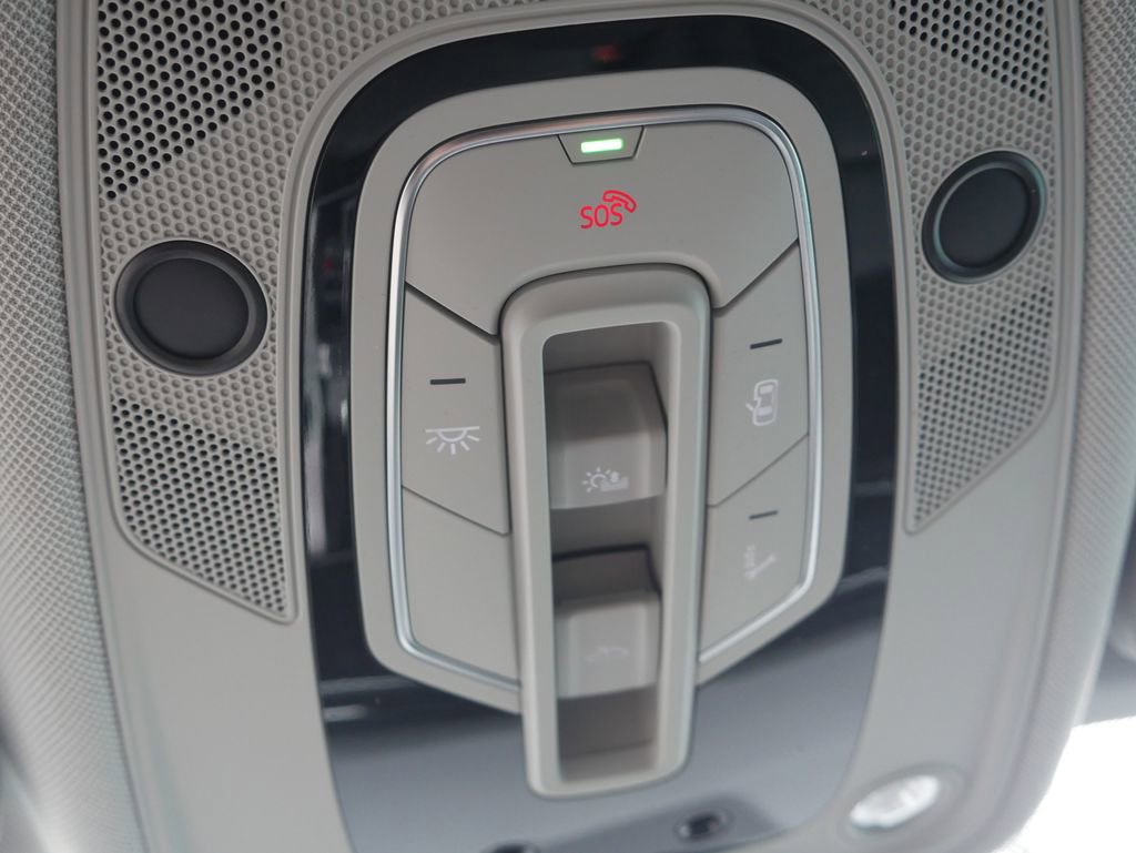 Certified 2022 Audi Q7 2.0T Premium w/ Convenience Package image 54