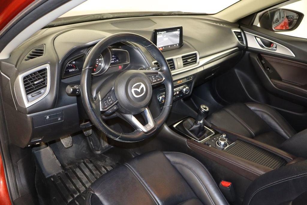 Used 2017 MAZDA MAZDA3 Touring image 27