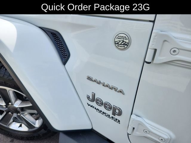 Used 2020 Jeep Wrangler Unlimited Sahara AWD/4WD image 16