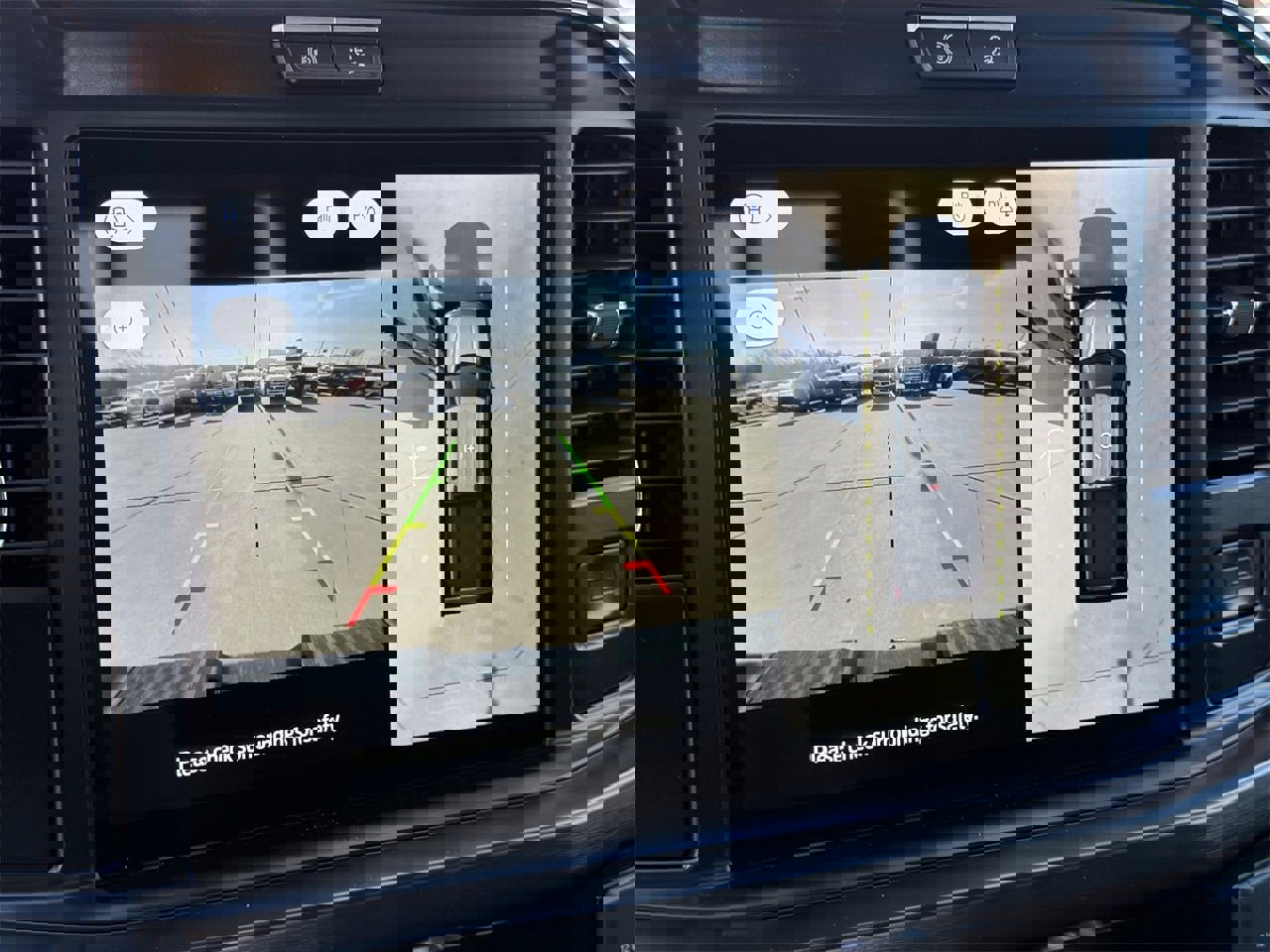 New 2026 Ford F250 Lariat w/ Chrome Package image 39