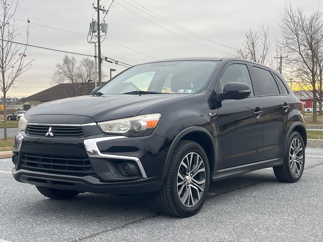 Used 2016 Mitsubishi Outlander Sport ES image 3