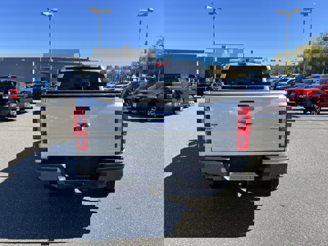 Used 2019 Ford Ranger XLT w/ Equipment Group 301A Mid image 4