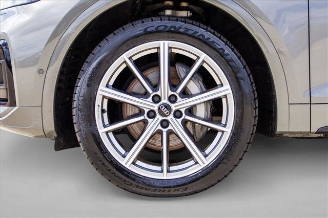 Certified 2023 Audi Q5 e Prestige w/ Prestige Package AWD/4WD image 9