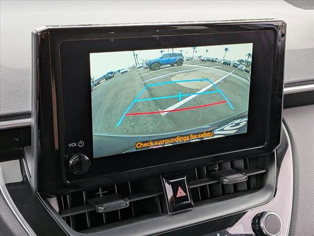 Used 2025 Toyota Corolla Cross LE image 13