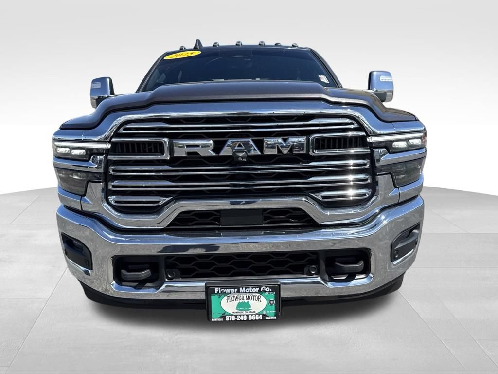 Used 2025 RAM 3500 Laramie w/ Max Tow Package AWD/4WD image 11