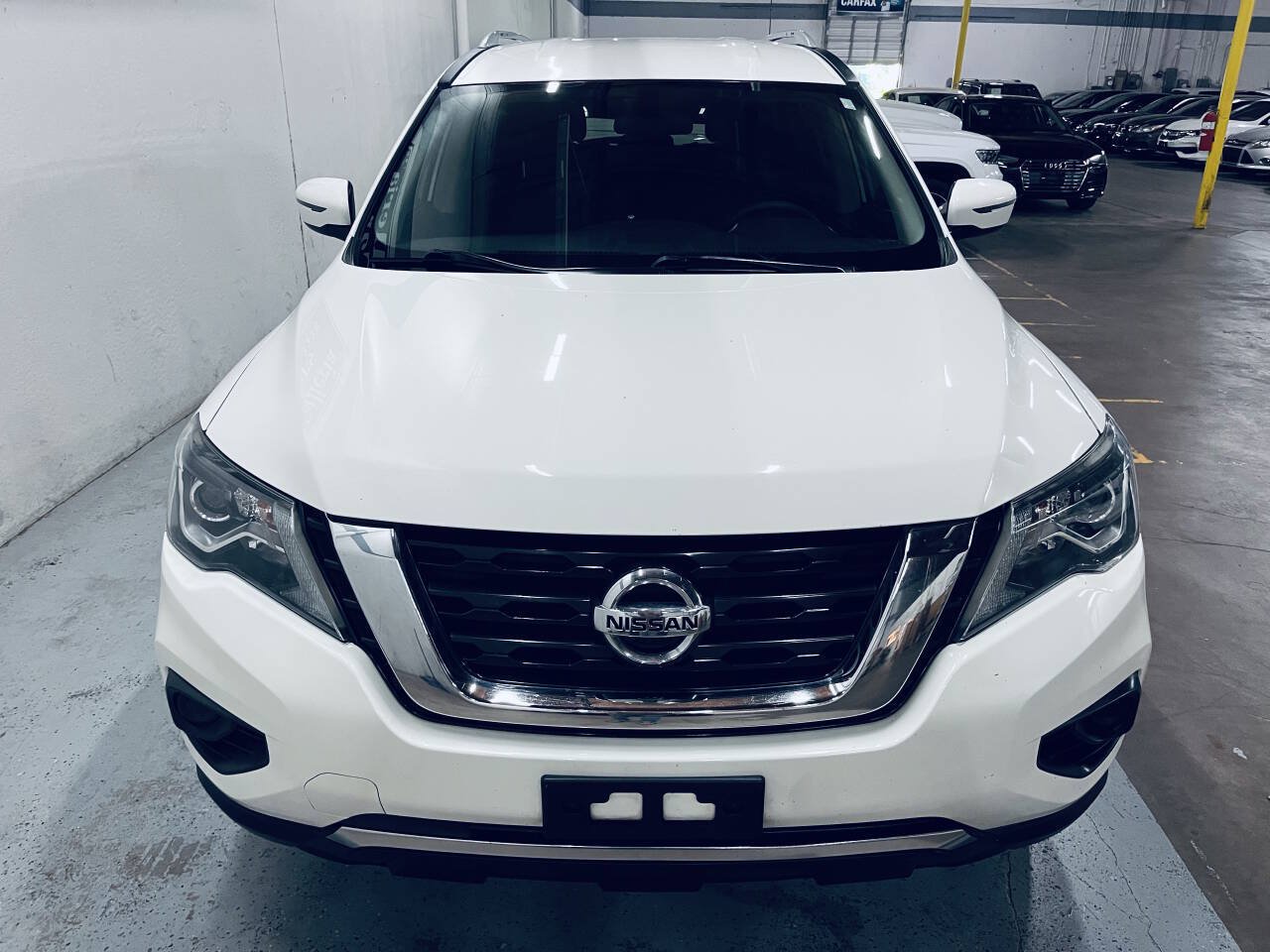Used 2019 Nissan Pathfinder S FWD image 3