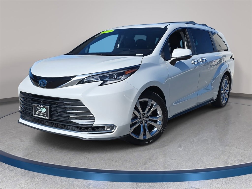 Used 2022 Toyota Sienna Platinum