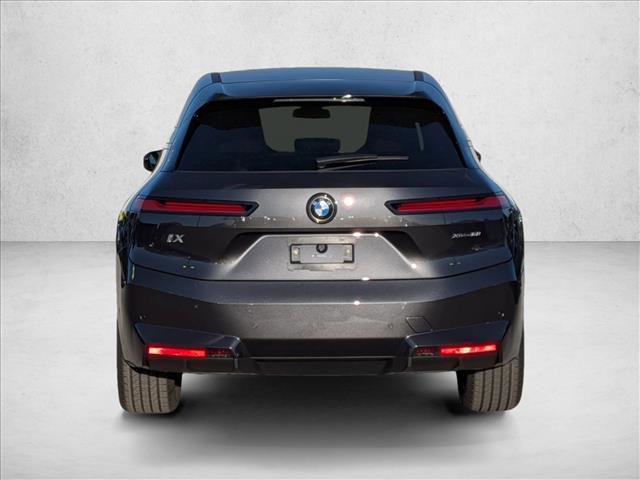 Used 2026 BMW iX xDrive60 image 8