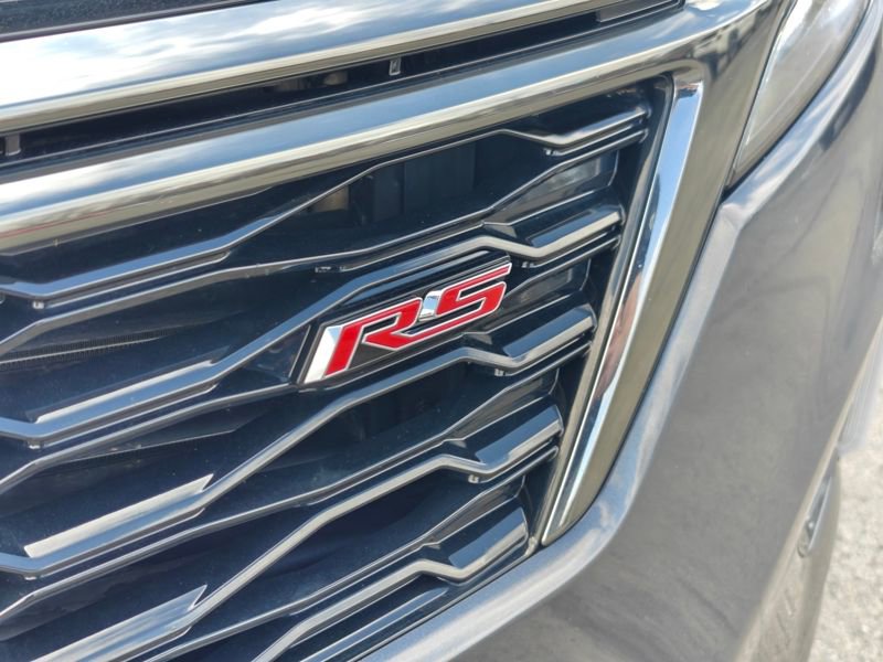 Used 2022 Chevrolet Equinox RS w/ RS Leather Package image 3