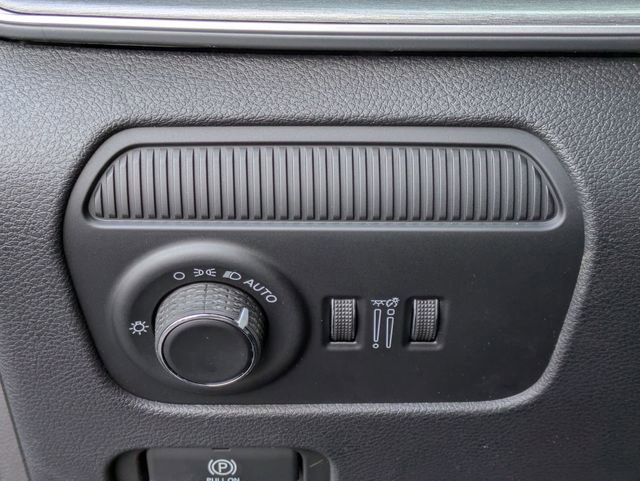 New 2026 Jeep Grand Wagoneer L Limited image 15