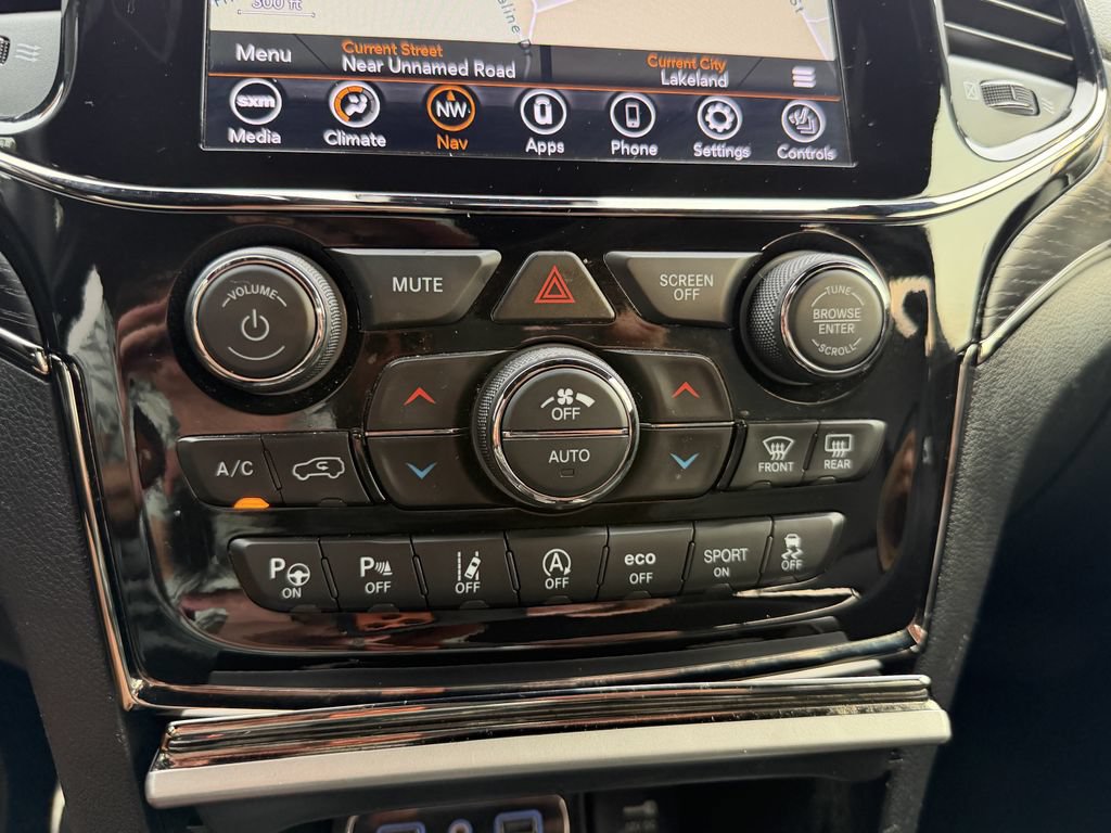 Used 2021 Jeep Grand Cherokee High Altitude RWD image 23
